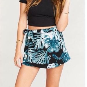 The Great Wrap Short ~ Teal Palm Stretch